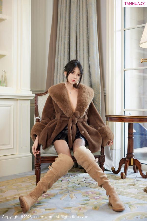 玥儿玥  [XiuRen]高清写真图 2025.02.21 No.9919 玥儿玥er 丝袜美腿第11张图片